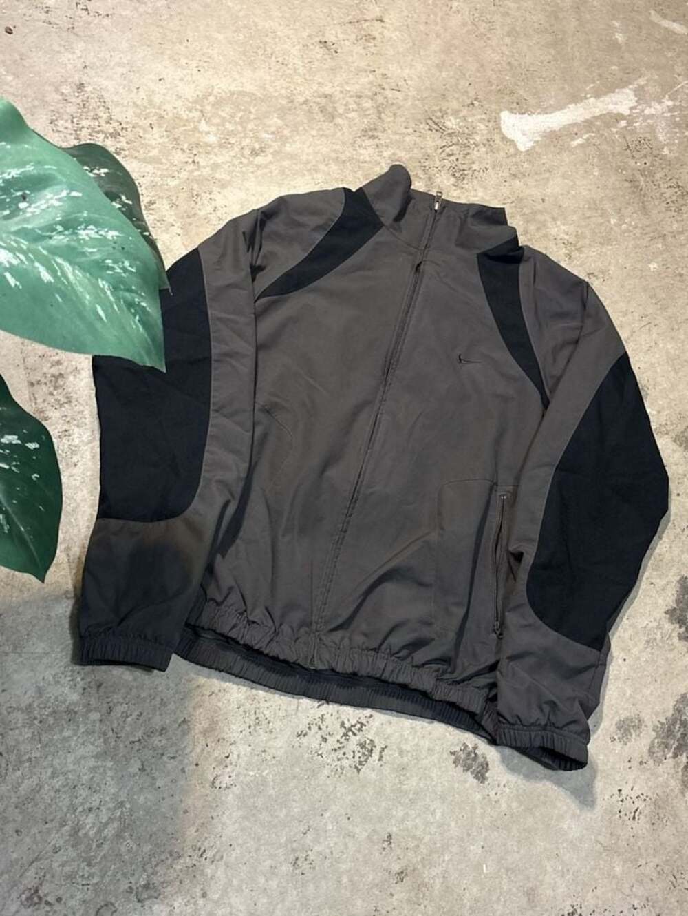 Vintage Nike Athletic Dept. Zip-Up Windbreaker Jacket Gray Black